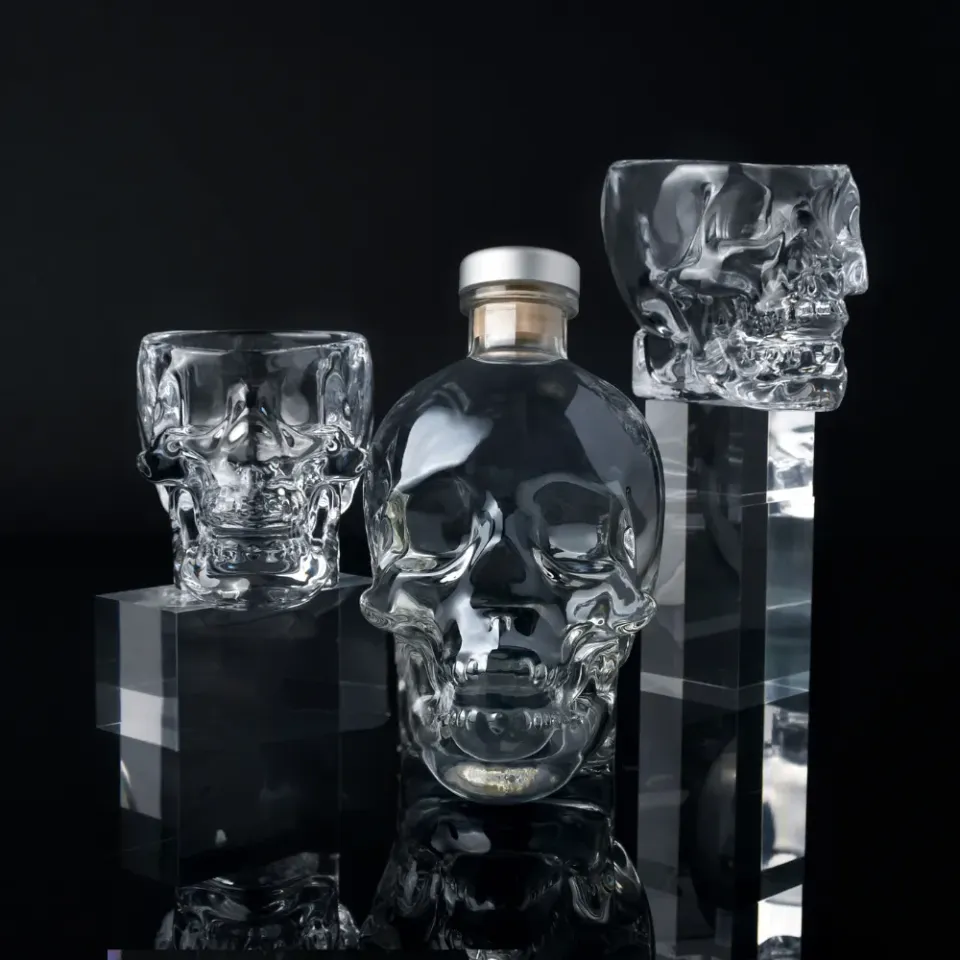 Crystal Head Original vodka 75 cl met 2 glazen neutraal