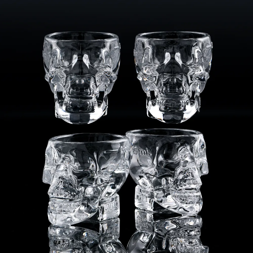 Crystal Head Original wodka 750 ml met 6 shotglaasjes