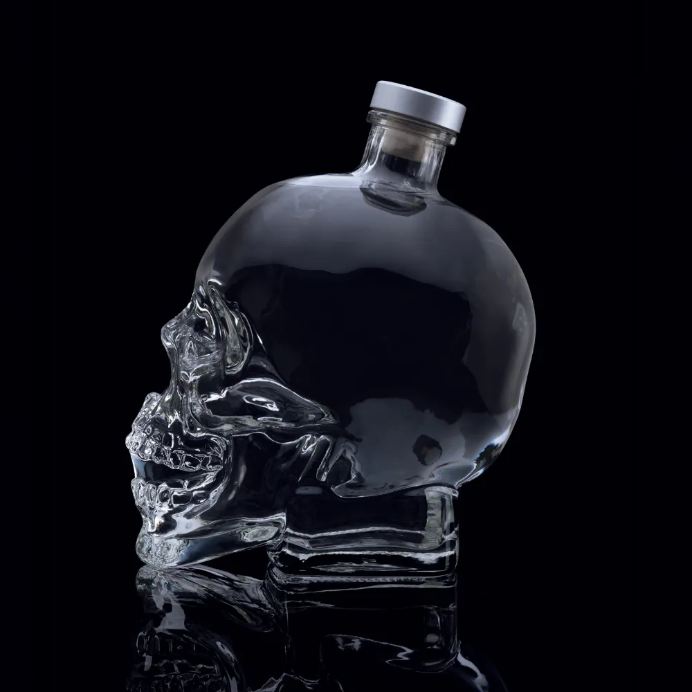 Crystal Head Original vodka 1,75L met shotglazen schenker